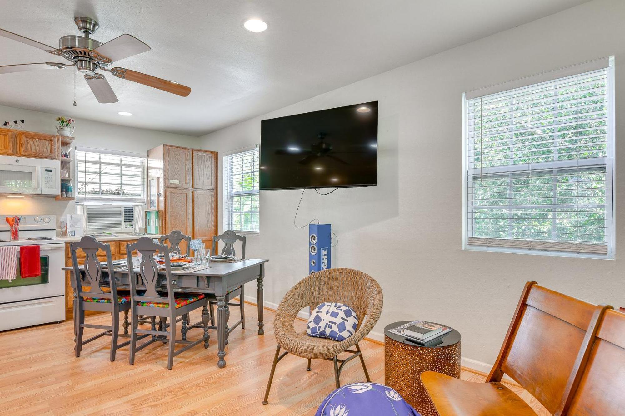 Cozy Galveston Apartment With Private Beach Pass! 外观 照片